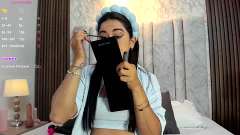 Snapshot of tifany__ross chatting on November 13, 7:46 pm Tiff3 online show from November 13, 7:46 pm