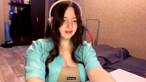 Kate online show from November 10, 6:40 pm