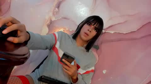 Snapshot of tiff_valentine chatting on February 22, 8:18 am Tiffany online show from February 22, 8:18 am