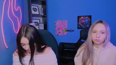 Snapshot of tiffani_murr chatting on February 4, 12:22 pm Tif online show from February 4, 12:22 pm