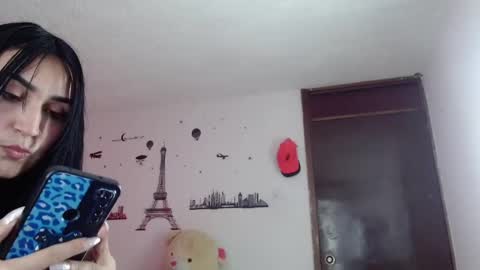 tifany online show from February 5, 9:18 pm