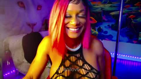 Tiffani Love online show from May 30, 11:18 am