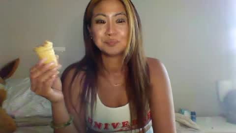 tiffanirainn online show from July 1, 1:07 am