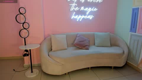 Tiffanny Sins online show from January 14, 3:23 am