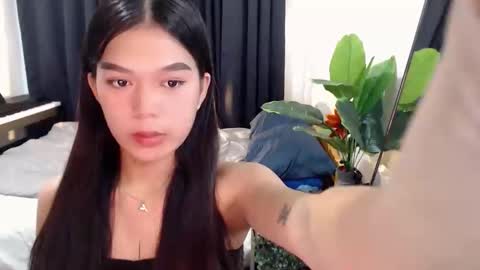 tiffany_amberx online show from April 7, 5:24 pm