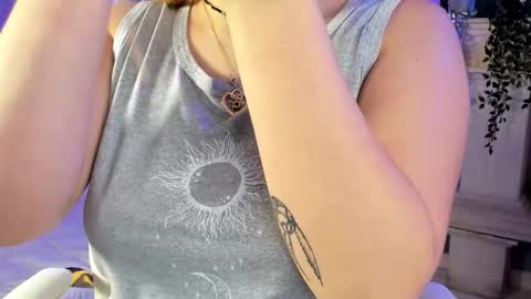 Snapshot of tiffany_beckerr chatting on December 19, 12:34 pm Tiffany Becker online show from December 19, 12:34 pm