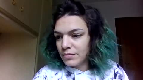 Snapshot of tiffany_chloe chatting on March 1, 12:18 pm Tiffany online show from March 1, 12:18 pm