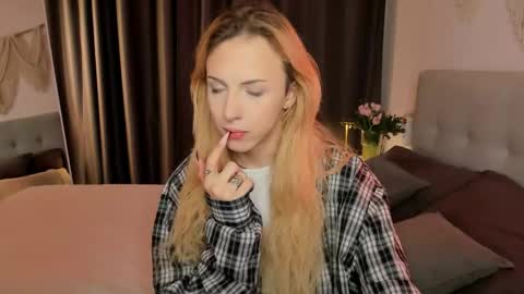 Tiffany online show from April 15, 5:25 am