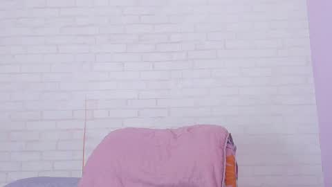 tiffany_mendez online show from December 27, 3:04 pm