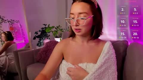 tiffany_robinson online show from March 16, 3:12 am