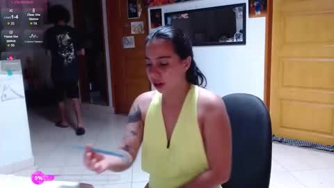 Snapshot of tiffany_sexygirl chatting on February 20, 3:03 am Tiffany 21 and Andy 32 online show from February 20, 3:03 am