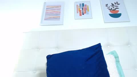 Tifanny Fox online show from December 29, 6:03 am