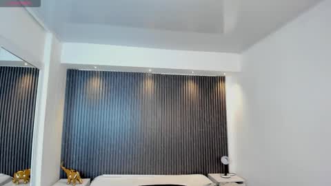 Snapshot of tiffanyhoustton chatting on February 11, 11:48 am tiffanyhoustton online show from February 11, 11:48 am