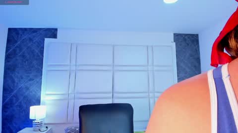 tiffanyhoustton online show from April 13, 12:43 pm