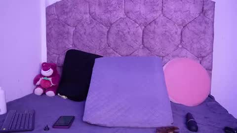 My name is Tiffany welcome  online show from March 13, 3:57 am