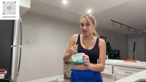 Tiffstreatsxoxo online show from November 20, 4:51 pm