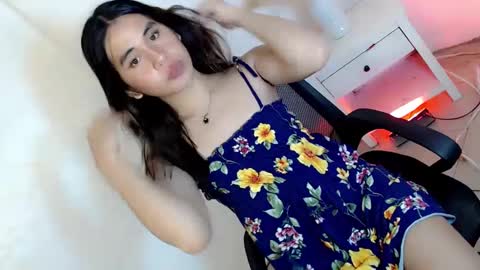 Snapshot of tight_bonita chatting on March 5, 7:27 am tight_bonita online show from March 5, 7:27 am