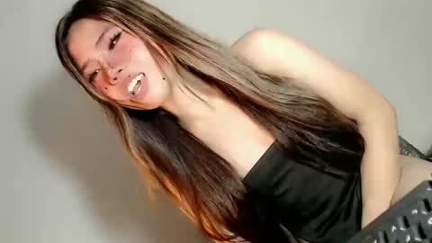 tight_elliana online show from February 3, 7:30 pm