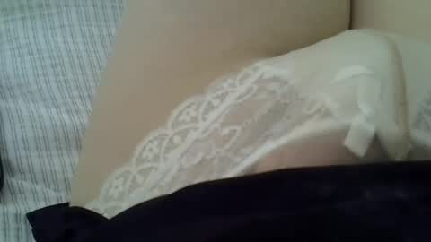 Snapshot of tights01 chatting on July 4, 11:49 am Tights01 online show from July 4, 11:49 am