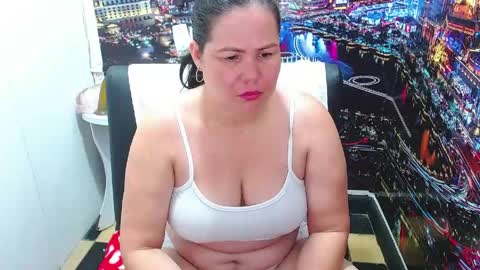 Tila online show from May 8, 6:57 pm