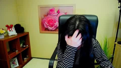 Luisa online show from December 27, 8:56 am