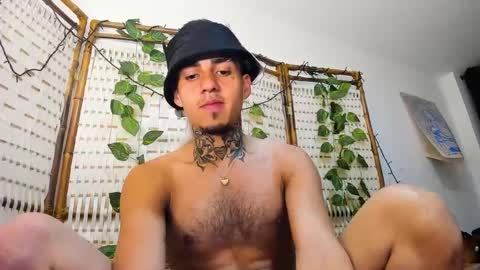 Snapshot of timewith_sebas chatting on January 25, 12:17 am salem online show from January 25, 12:17 am