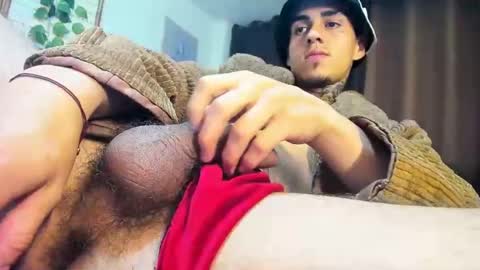 Snapshot of timewith_sebas chatting on January 30, 1:44 am salem online show from January 30, 1:44 am