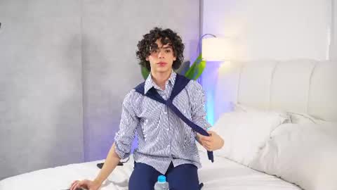 Snapshot of timmyshy chatting on June 27, 2:27 am timmyshy online show from June 27, 2:27 am