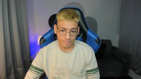 timi  jones online show from January 7, 10:54 am