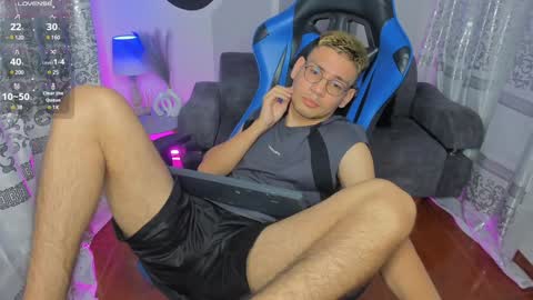 timi  jones online show from January 30, 11:45 pm