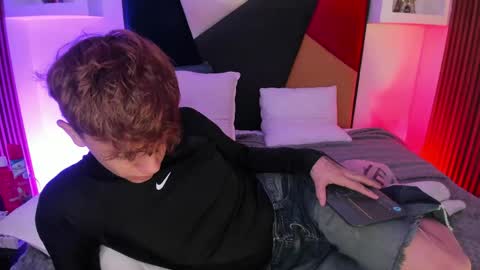 Timothy 21 years old online show from May 25, 8:37 pm