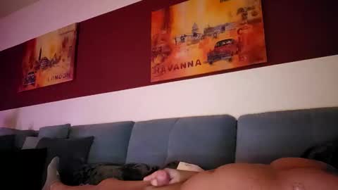 Snapshot of timschmidt112021 chatting on December 17, 6:25 pm timschmidt112021 online show from December 17, 6:25 pm