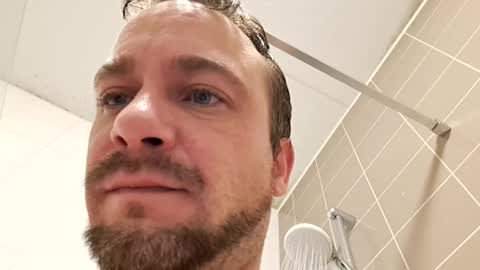 Snapshot of timuthy chatting on December 24, 10:22 am timuthy online show from December 24, 10:22 am