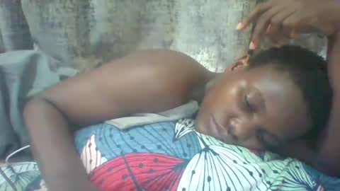 christine online show from April 15, 8:32 am