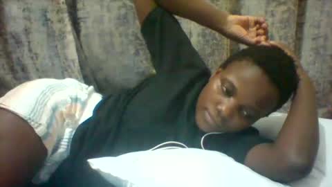 Snapshot of tina2030_1 chatting on July 5, 7:32 pm tee online show from July 5, 7:32 pm