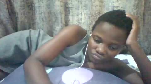 Snapshot of tina2030_1 chatting on July 11, 12:19 pm tee online show from July 11, 12:19 pm
