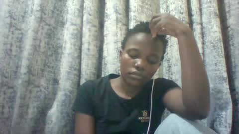 Snapshot of tina2030_1 chatting on July 16, 6:36 pm tee online show from July 16, 6:36 pm