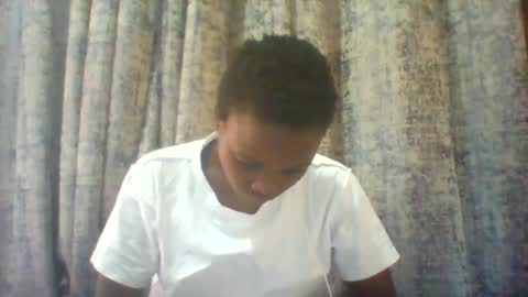 Snapshot of tina2030_1 chatting on July 21, 7:11 am tee online show from July 21, 7:11 am