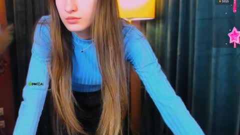 tina_golden1 online show from April 21, 2:56 pm