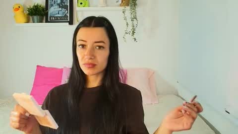 Tina Wild online show from November 28, 3:42 am