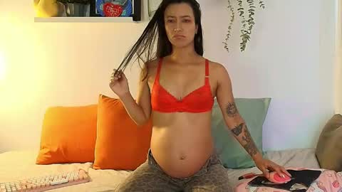 Tina Wild online show from April 15, 9:04 pm