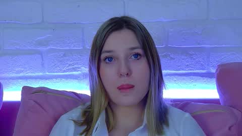 TinaBurton online show from March 9, 6:12 pm