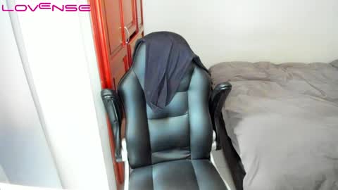 Tina online show from April 21, 7:17 pm