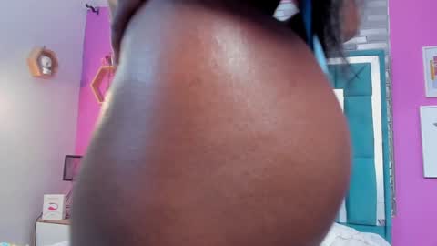 Snapshot of tinajones20 chatting on December 30, 2:51 pm Tina online show from December 30, 2:51 pm