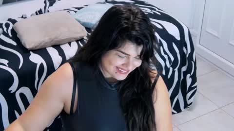 Snapshot of tinakay1 chatting on January 30, 8:22 am tinakay1 online show from January 30, 8:22 am