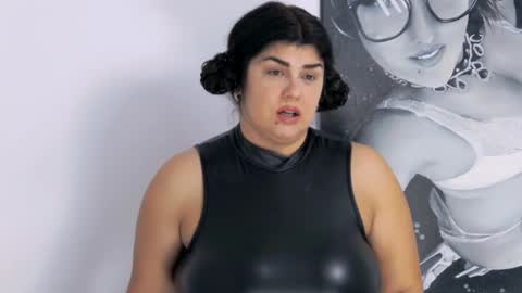 Snapshot of tinakay1 chatting on January 30, 12:06 pm tinakay1 online show from January 30, 12:06 pm