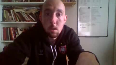 Snapshot of tinchox42 chatting on September 21, 12:29 pm tinchox42 online show from September 21, 12:29 pm