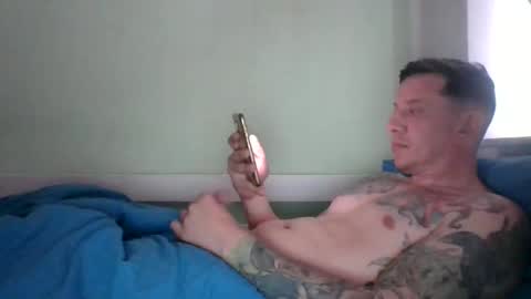 tinizzle86 online show from April 20, 1:14 pm