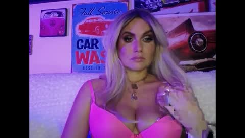 tinkerbell822 online show from February 12, 5:37 pm