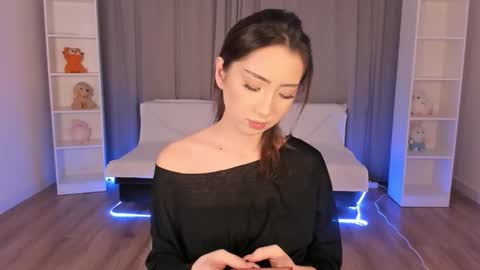 Tina online show from January 17, 3:17 pm